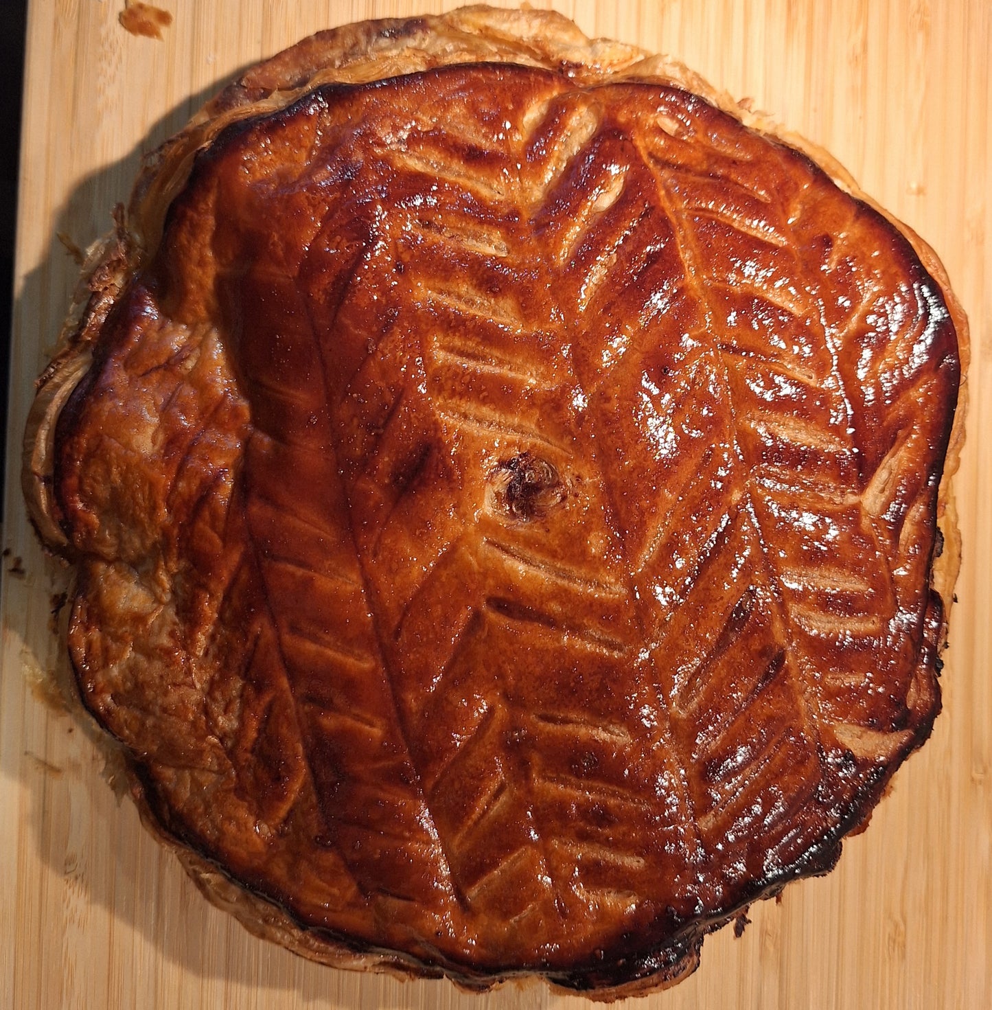 Galette à la frangipane (8 parts, à commander mini 2j avant pour le JEUDI ou VENDREDI uniquement)