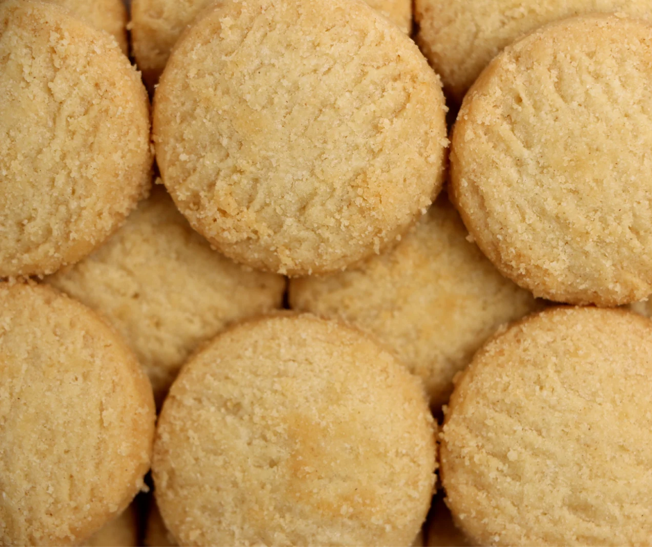 Petits sablés fourrés au caramel fouetté (jeudi / vendredi)
